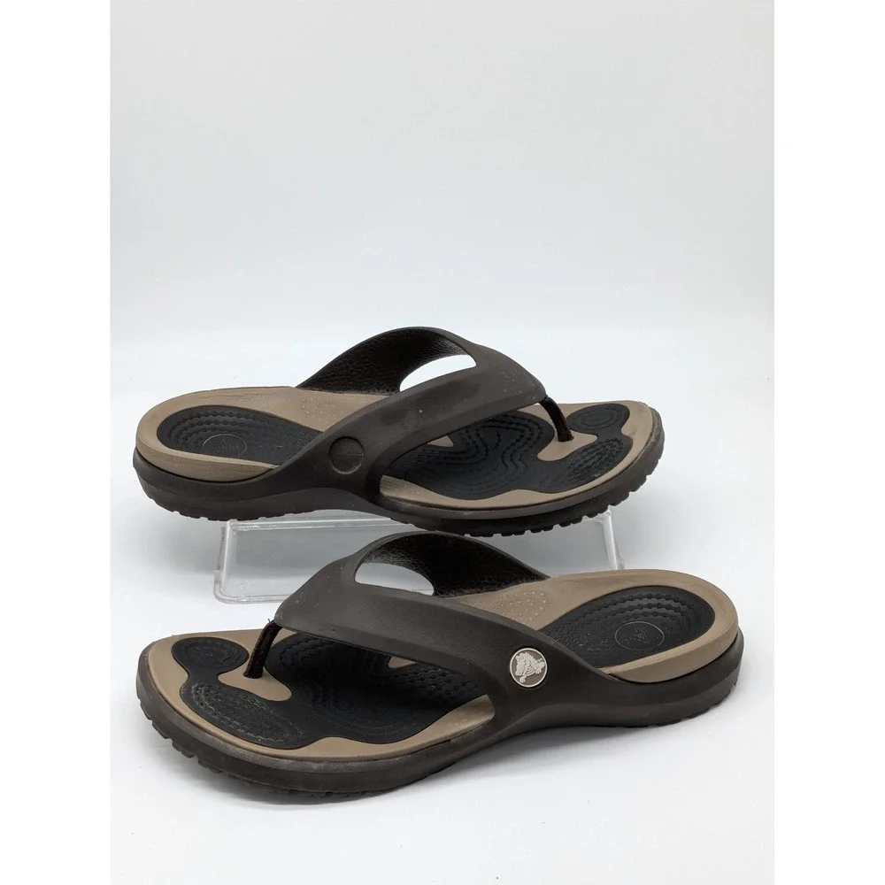 CROCS water foam shown